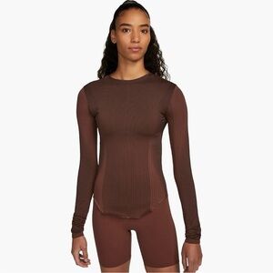 Nike Yoga Dri-FIT ADV Women's Long-Sleeve Top - Large - DQ5603-010